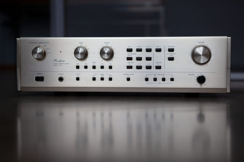 Accuphase C-230 – Bild 2