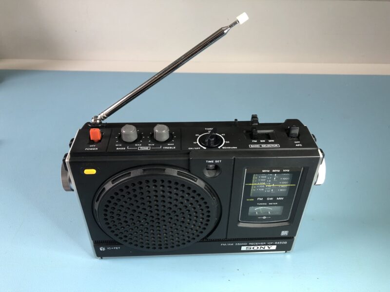 SONY Kofferradio ICF-5450B (1977)