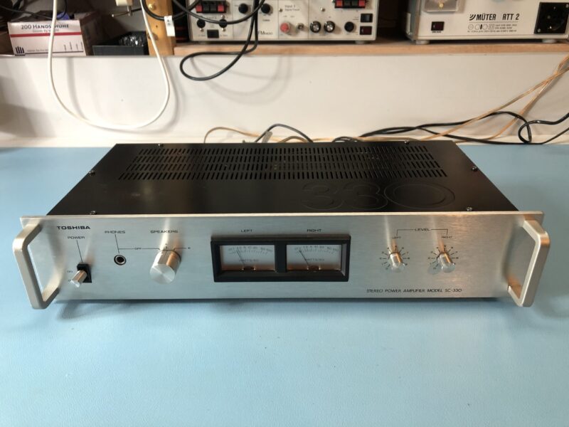 Toshiba SC-330 Stereo-Endverstärker
