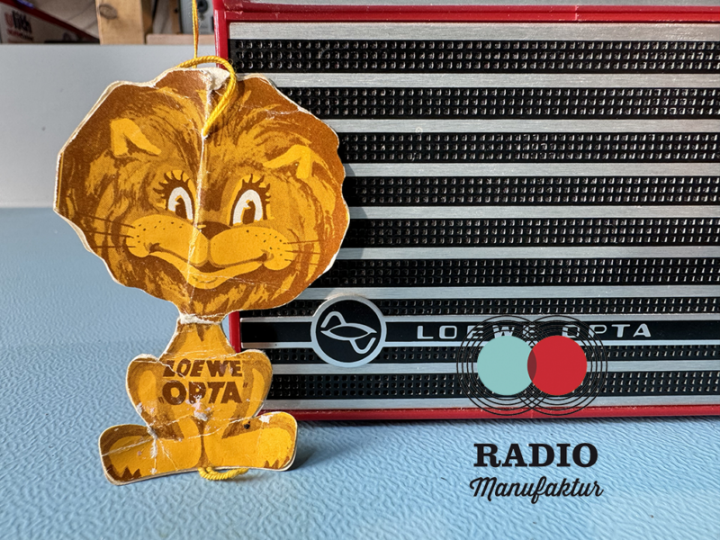 LOEWE OPTA Kofferradio Dolly  (1968-1970) – Bild 2