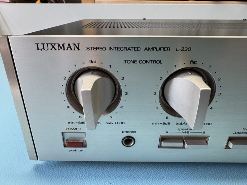 Vollverstärker LUXMAN L-230 mit Tuner T-230 – Bild 3
