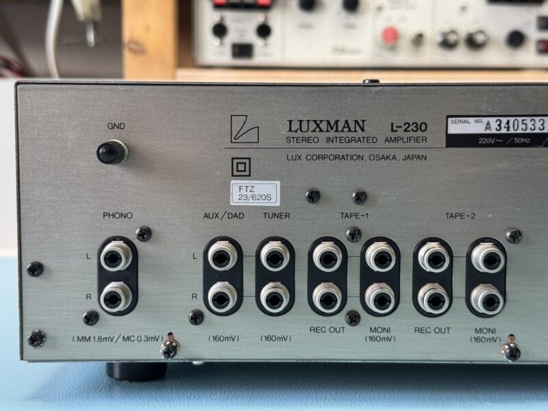 Vollverstärker LUXMAN L-230 mit Tuner T-230 – Bild 7