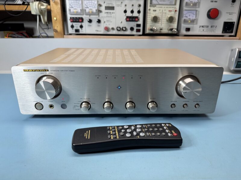 Marantz Vollverstärker PM 8200 (2001-2003)