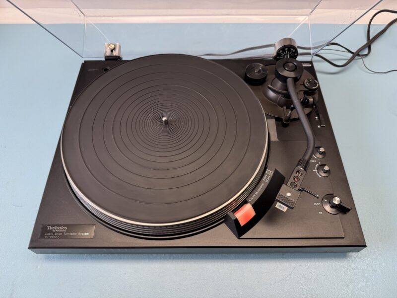 Direct-Drive Plattenspieler Technics SL-2000 – Bild 11