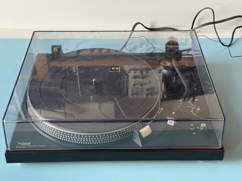 Direct-Drive Plattenspieler Technics SL-2000 – Bild 5