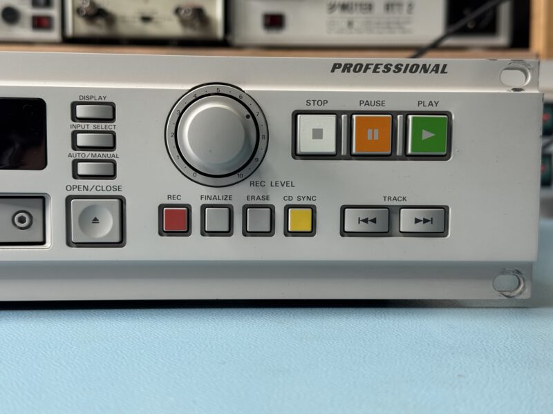 MARANTZ CDR-630 Professional CD-Recorder – Bild 3