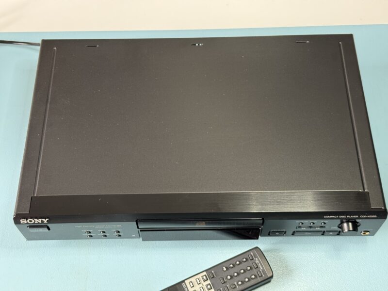 CD-Spieler SONY CDP-XE520 – Bild 1