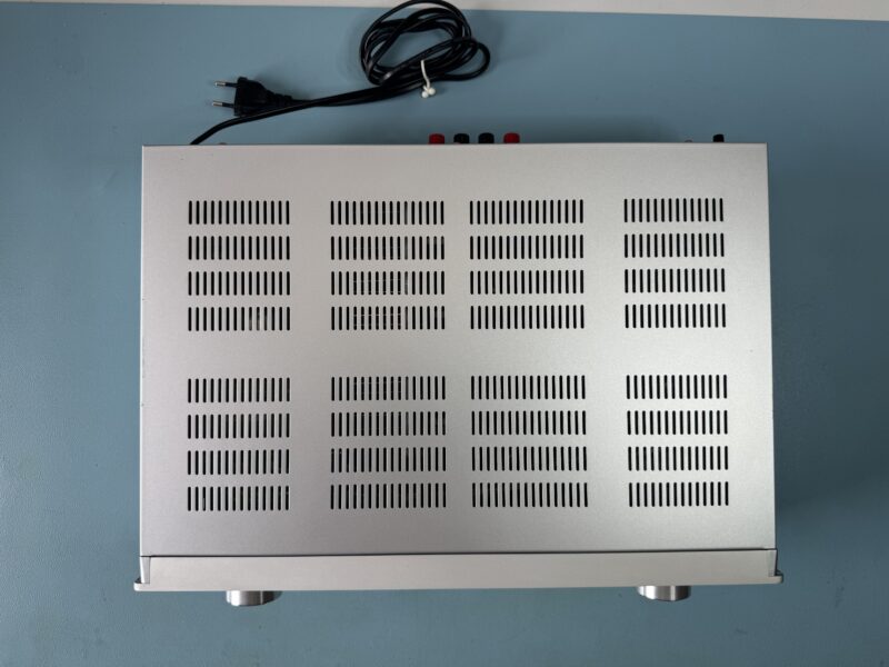 MARANTZ Vollverstärker PM-4001 silber – Bild 3