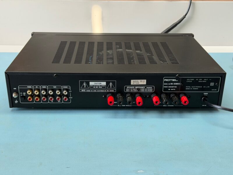 Rotel Vollverstärker RA-820 BX 3 – Bild 5