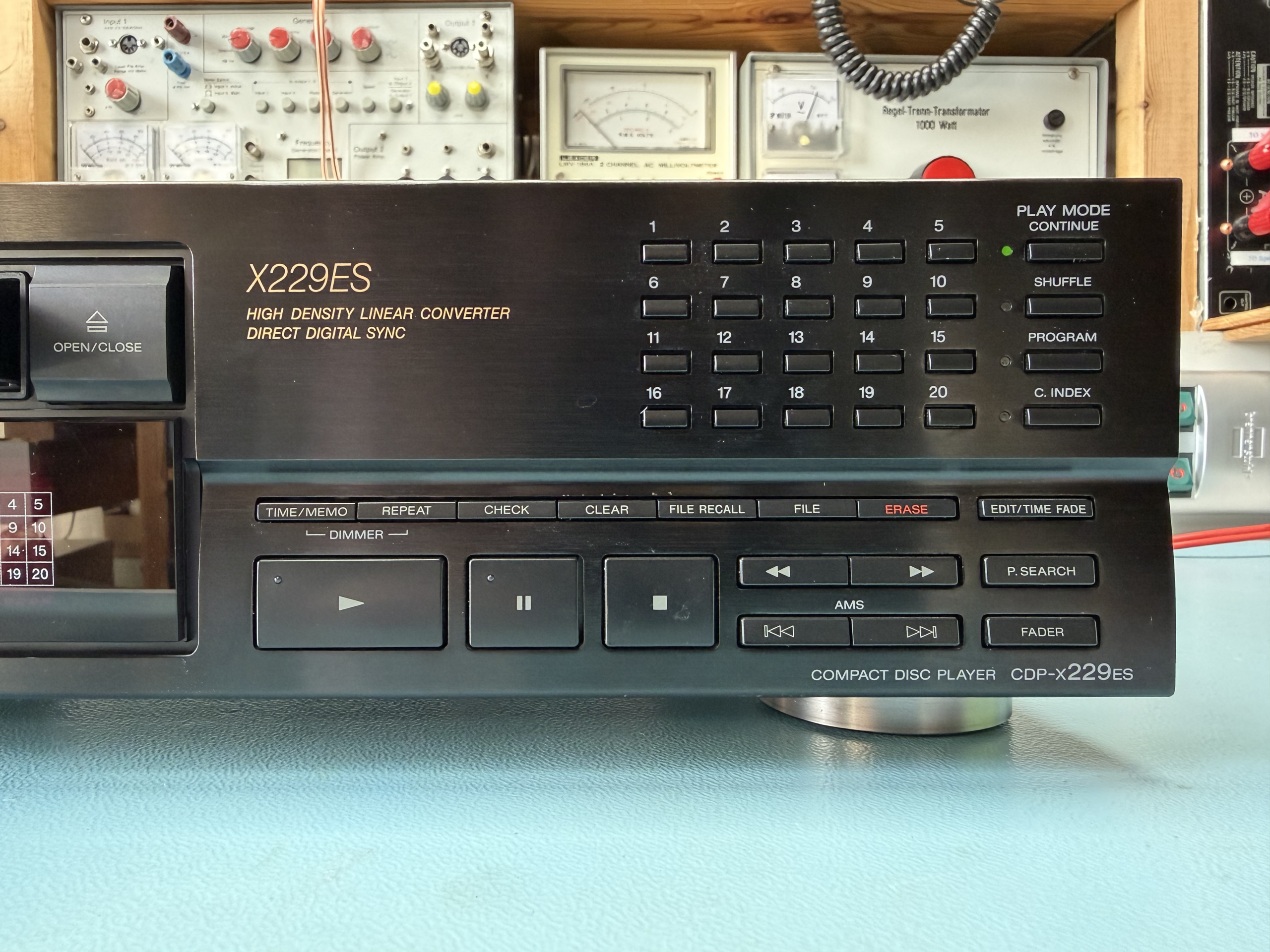 CD-Spieler SONY CDP-X229ES – Bild 8