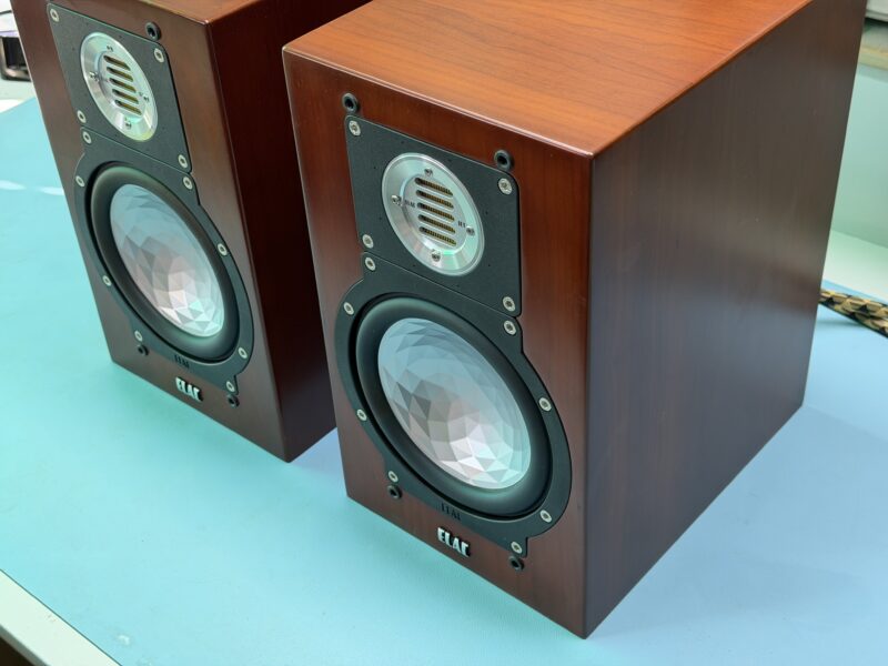 ELAC BS 244 Lautsprecher - Kirsche Furnier