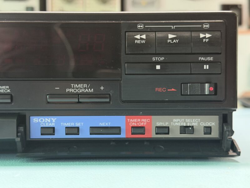 SONY EV-A200PS V8-Video-Recorder - mit Defekt als Bastlerware – Bild 9